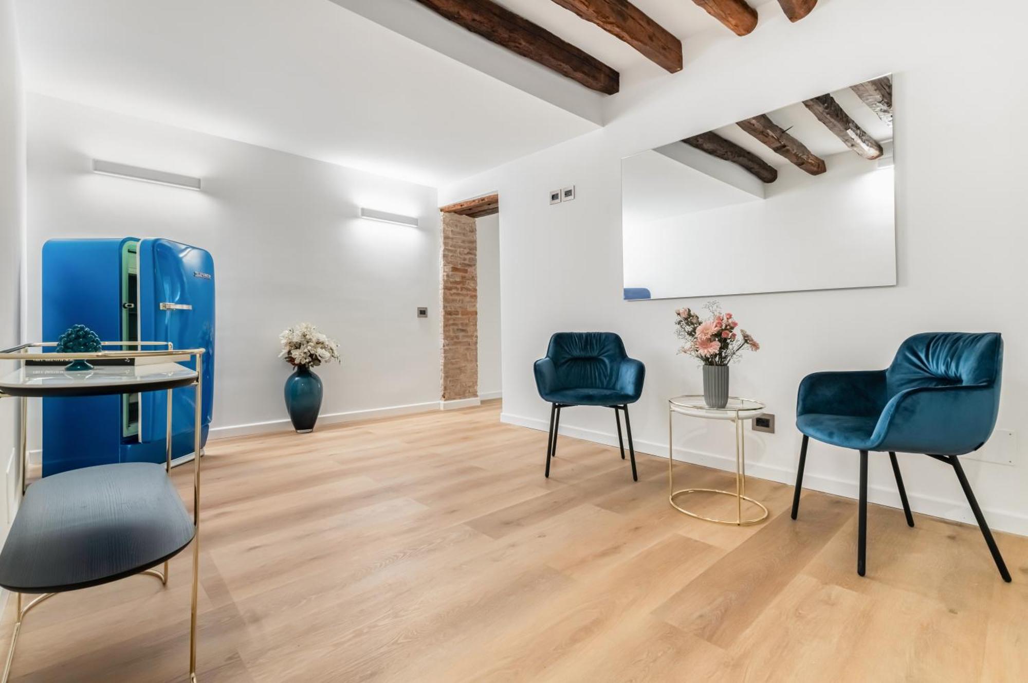 Piazza Indipendenza Loft & Rooms Palermo Bagian luar foto